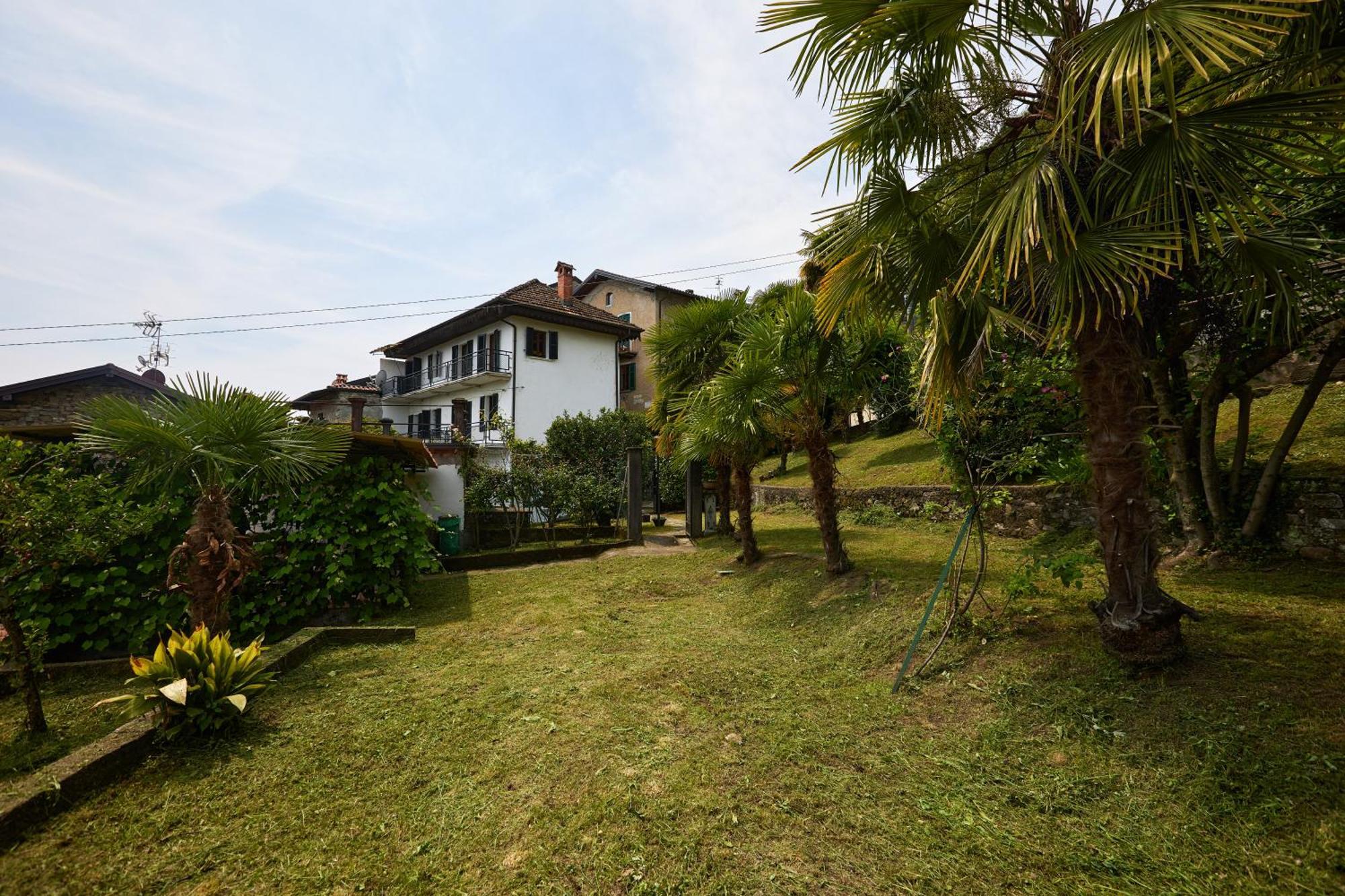 Villa Di Paese - Splendida Vista Lago Maggiore Oggebio Exterior photo