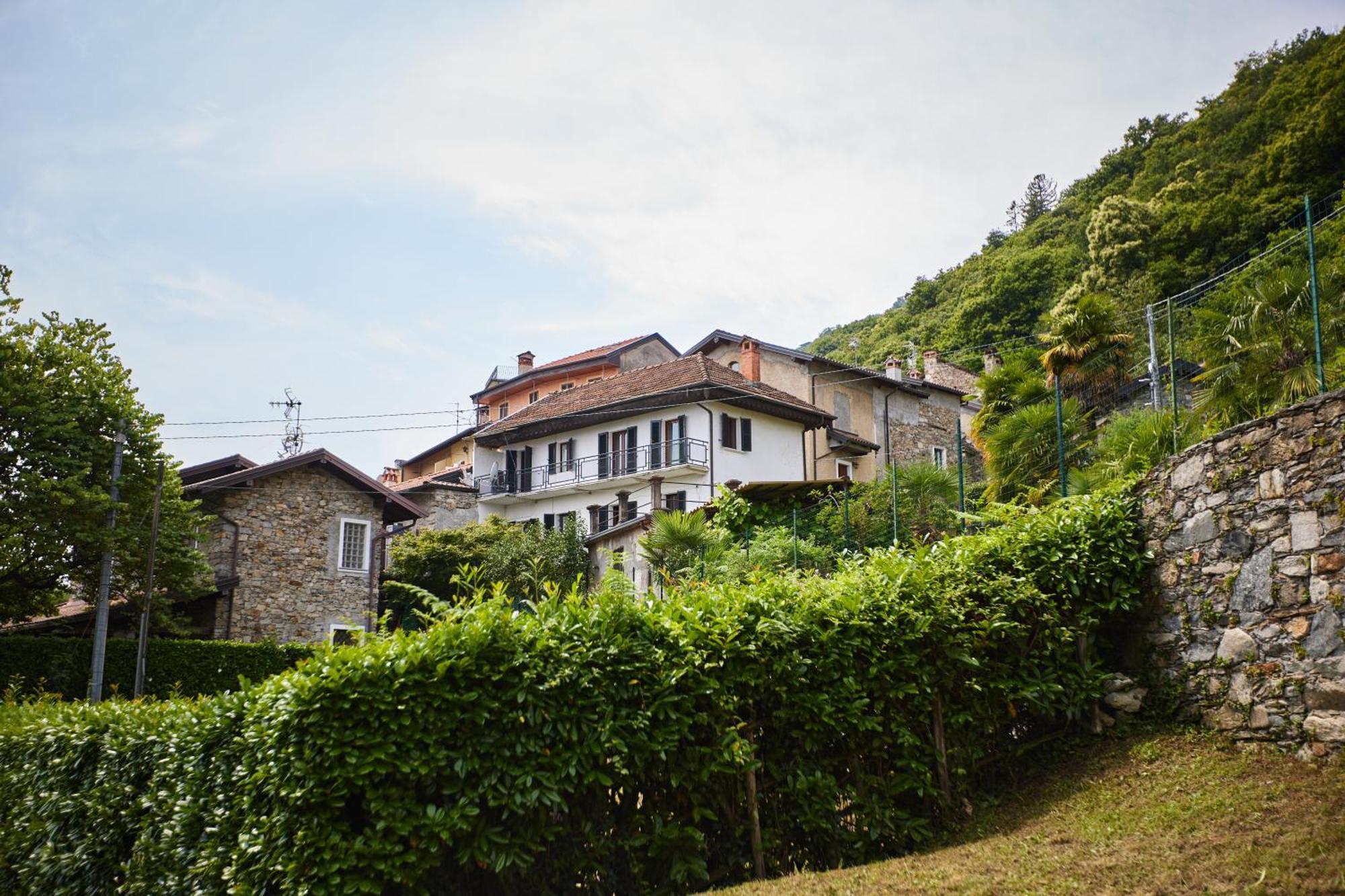 Villa Di Paese - Splendida Vista Lago Maggiore Oggebio Exterior photo